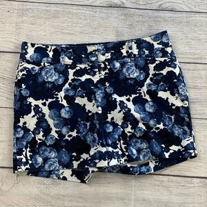 The Limited Shorts sz 6 Dressy Blue White Colorful Floral Inseam 4.5"